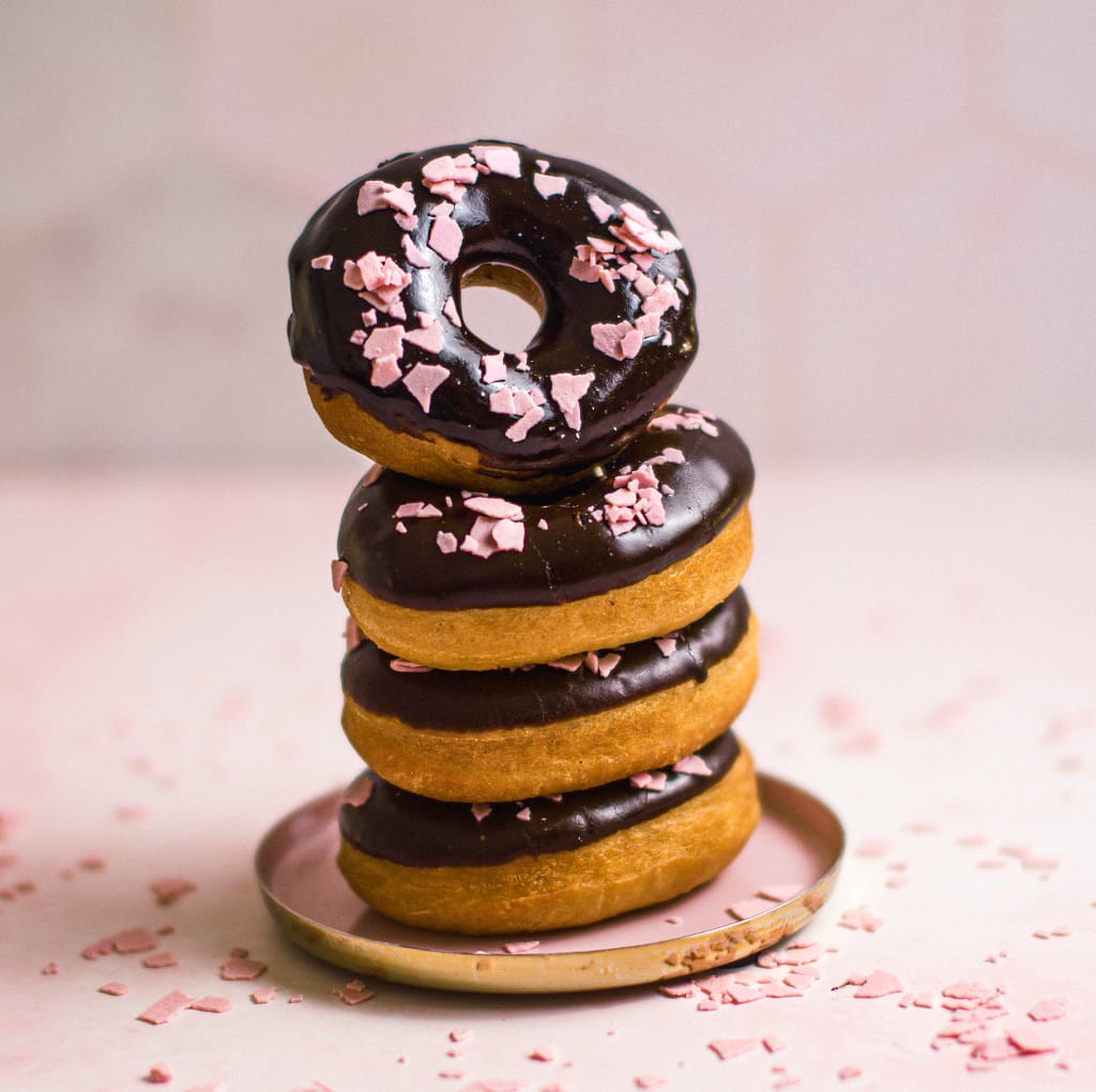 Diese schnell zubereiteten Donut zaubern jedem ein Lächeln ins Gesicht. 