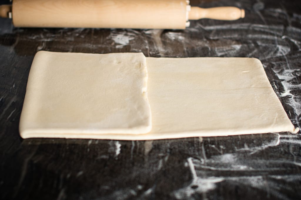 Schritt-für-Schritt-Anleitung Plunderteig, Teigvorbereitung erste Tour dritteln