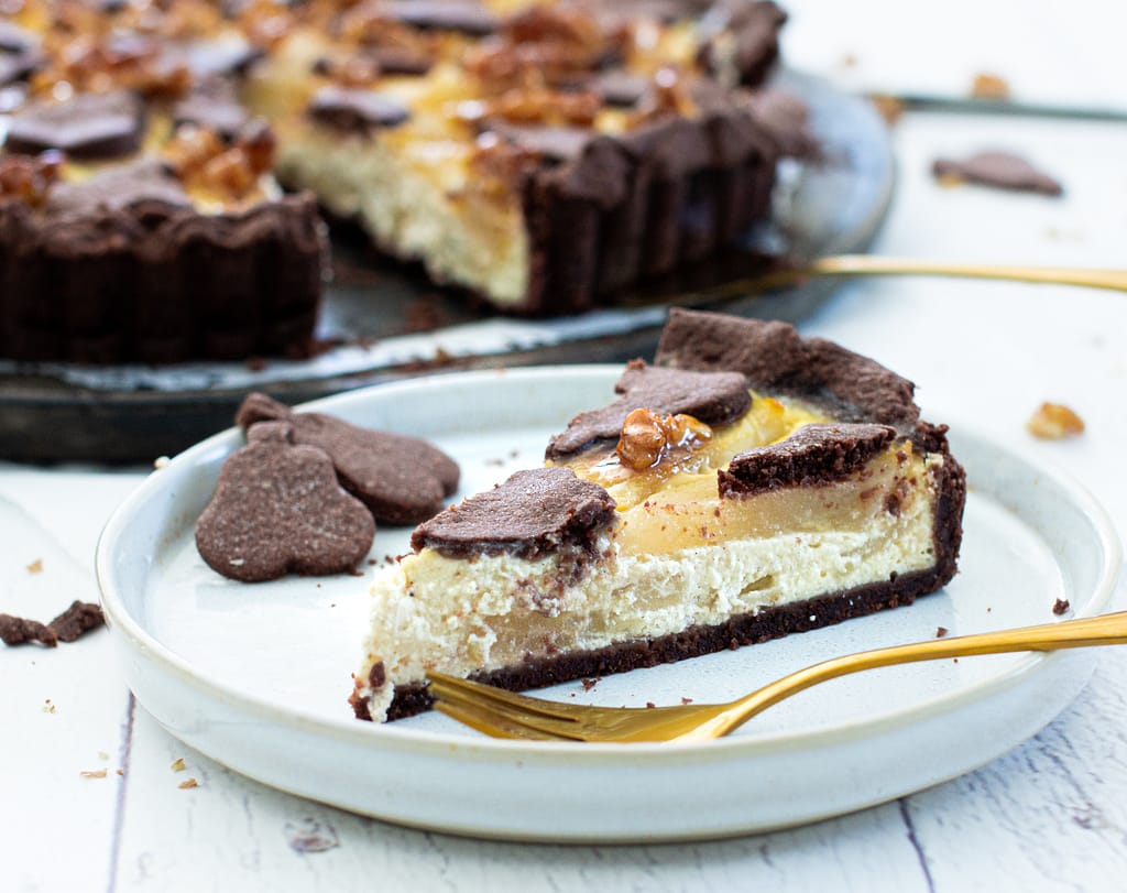 Herbstgenuss: Birnentarte mit Skyr Creme und karamellisierten Walnüsse