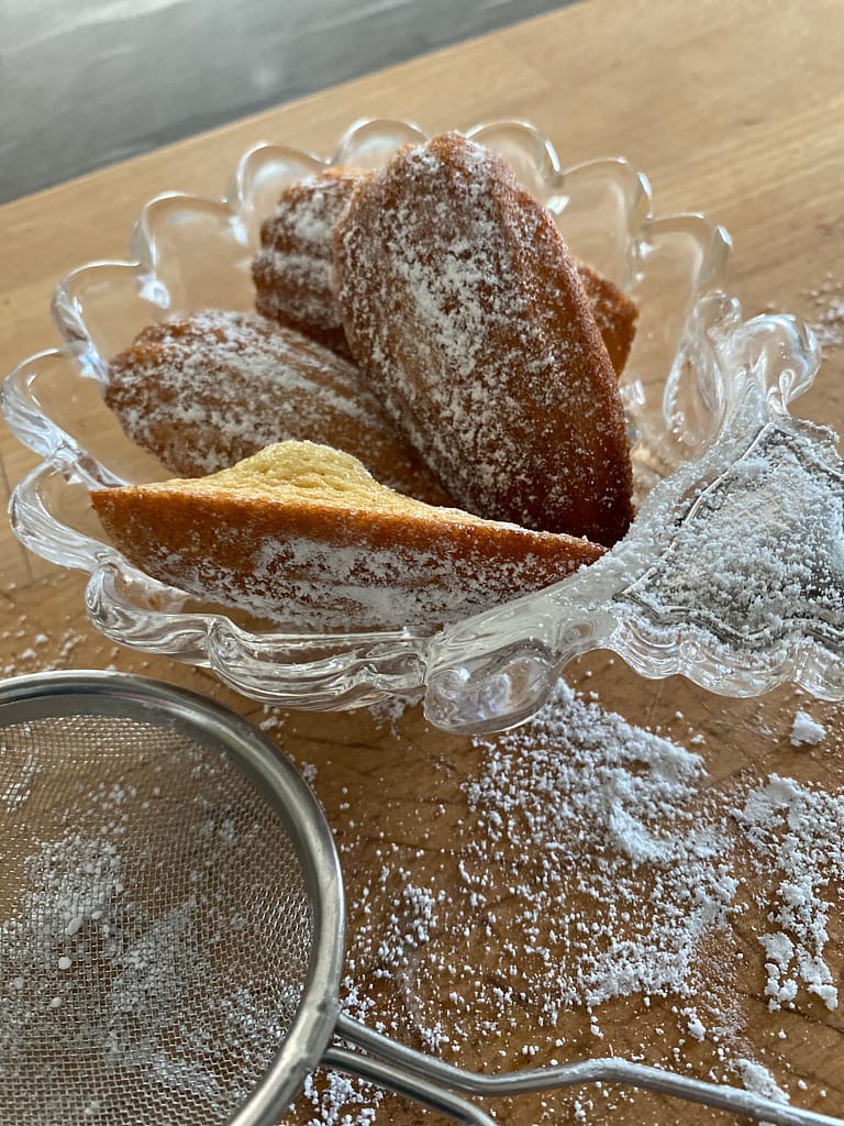 Bild zeigt Unterseite von Madeleines